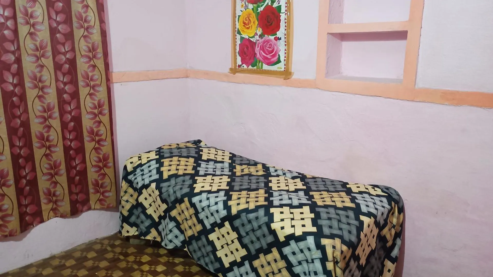 Home Stay In Chowk Near Ganga Ghat ,Kashi Vishwanath And Ram Bhandar Kachori Βαρανάσι